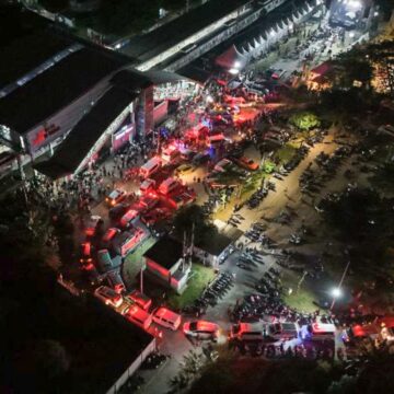 Trains Collision Near Jakarta, Kills Four, Injures Dozens