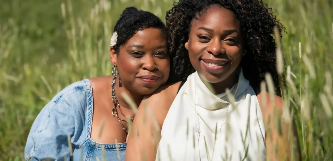 DNA Test Reveals Twin Sisters Have Different Fathers