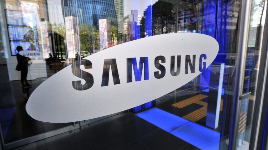 Samsung Posts Record Revenue Despite Weak Demand