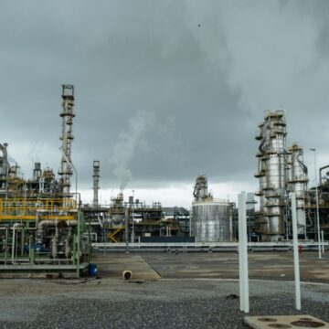 Dangote Rejects NNPC Bid For Higher Sake In Refinery