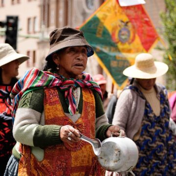 Bolivian Cities Ground To A Halt By Fuel Protests Bolivian Cities Ground To A Halt By Fuel Protests