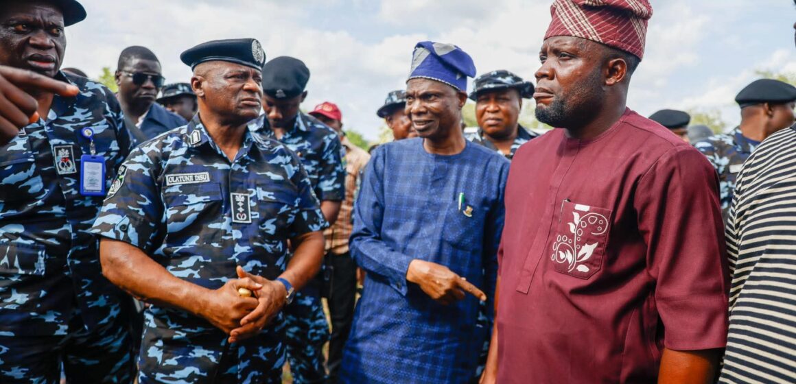 Nigeria Police Boss Visits Oyo After Deadly Abduction, Attack