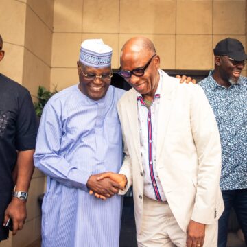 Atiku Meets Amaechi, Discusses Economy, Security