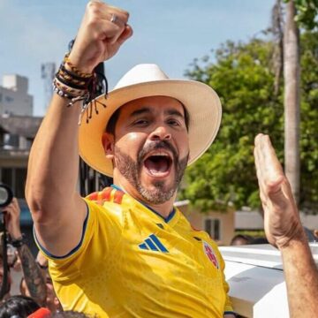 Colombia Elects Right-Wing Outsider As President After Divisive Runoff