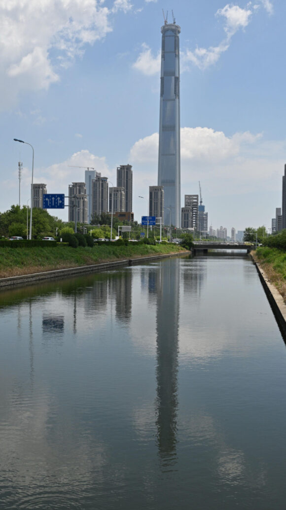 China’s Property Slump Still Throttling Growth