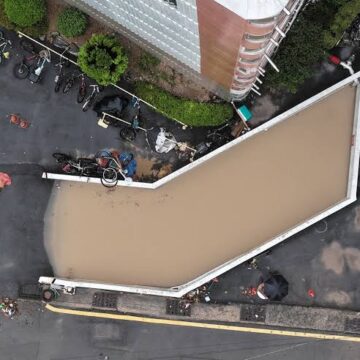South Korea Landslide Kills One As Heavy Rains Sweeps South