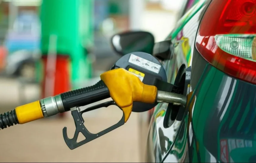 Oil Marketers Cut Petrol Prices As Crude Falls