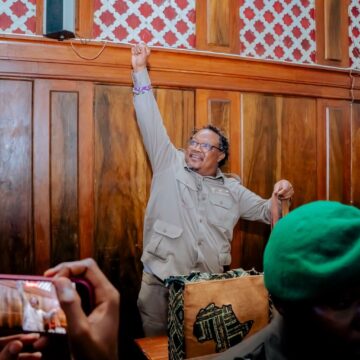 Tanzanian Opposition Leader Appears In Court On Treason Charges To Applause From Supporters
